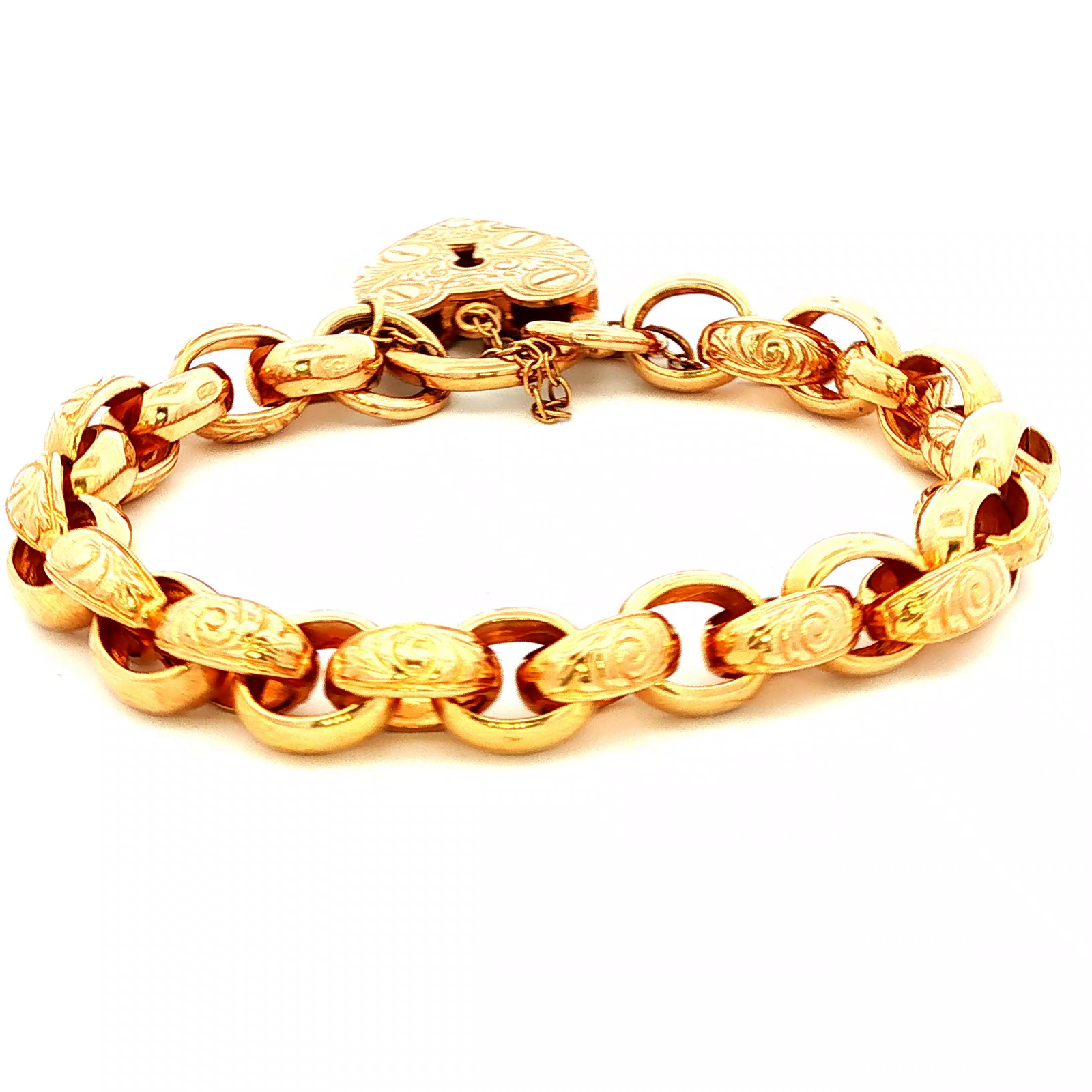Solid Plain & Engraved Belcher Bracelet in Yellow Gold