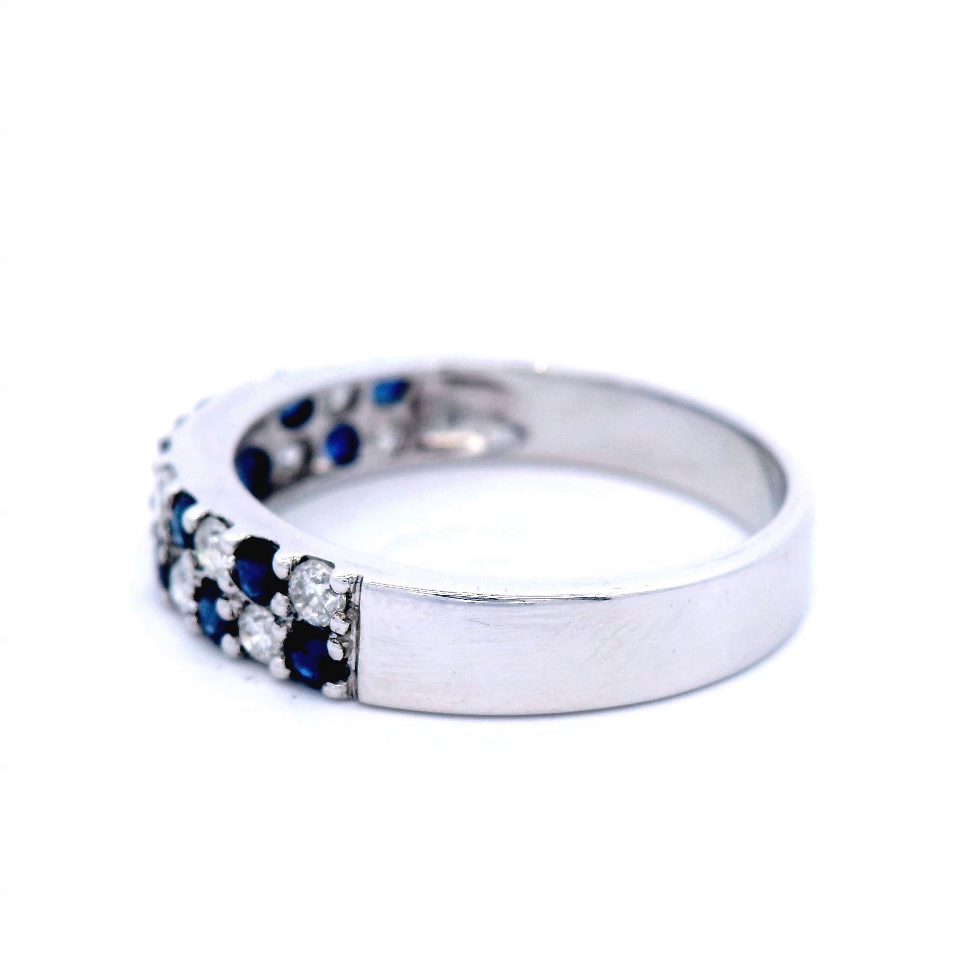 12 x Saph = 0.50. 12 x Dia = 0.37 ct. 9ct WG