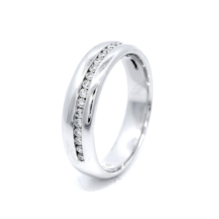 18 CARAT W/G DIA SET WEDDER SET WITH .23CT SMALLS SZ M 1/2