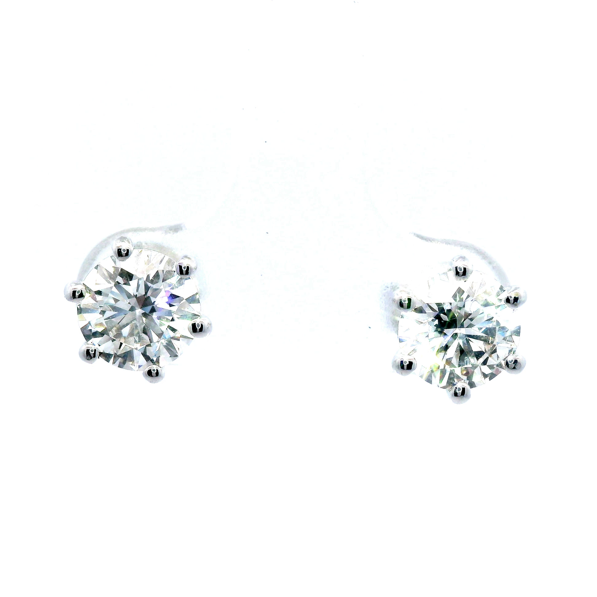 Lab Grown Diamond in a 6 Claw White Gold Stud Earring