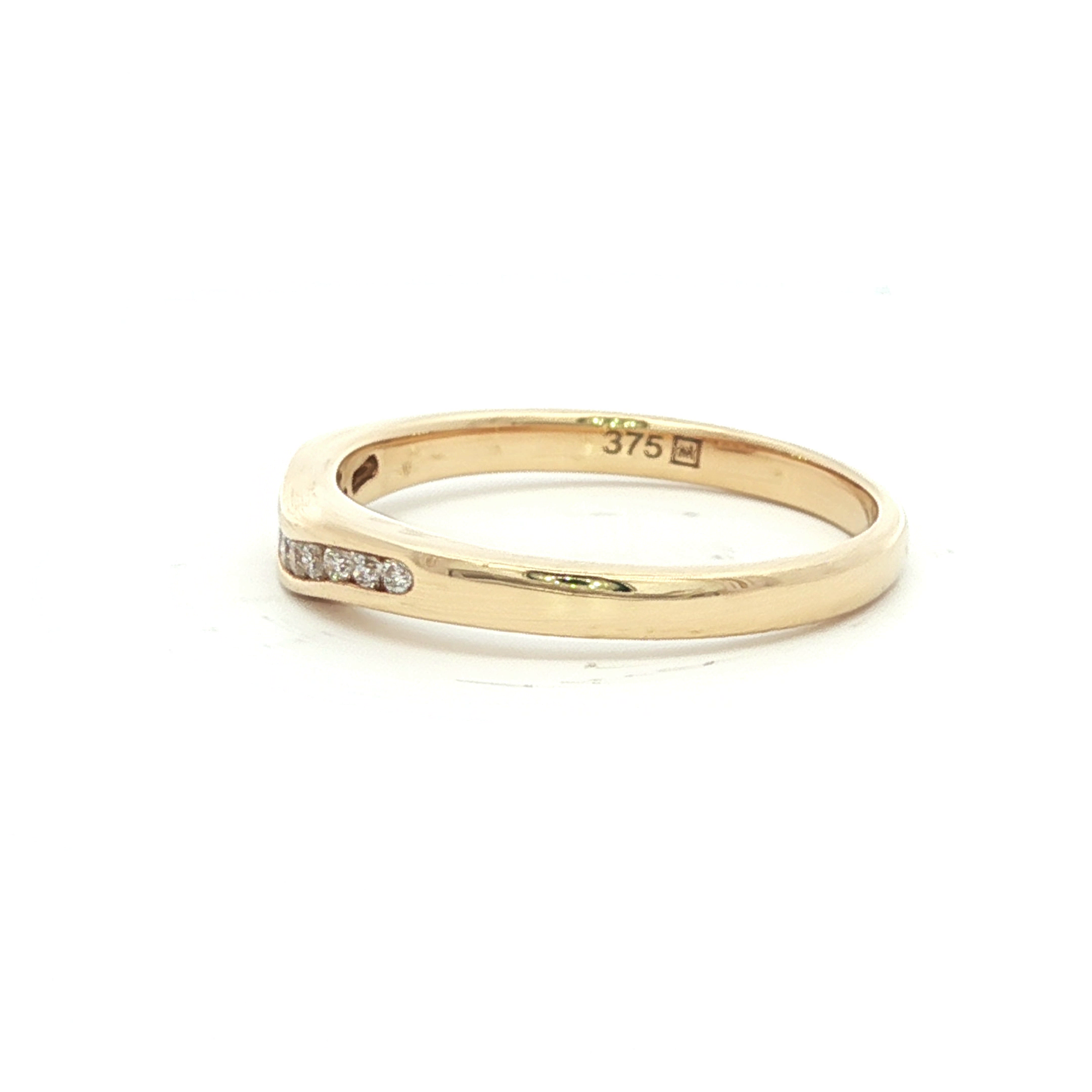 Curved Diamond Set Wedding Band