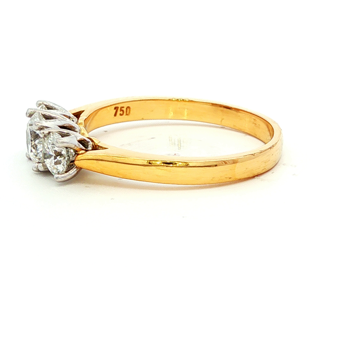 18CT Y/W/G 3 STONE DIA RING CENTRE 0.50CT & 2=0.50CT GSI2 SZ N
