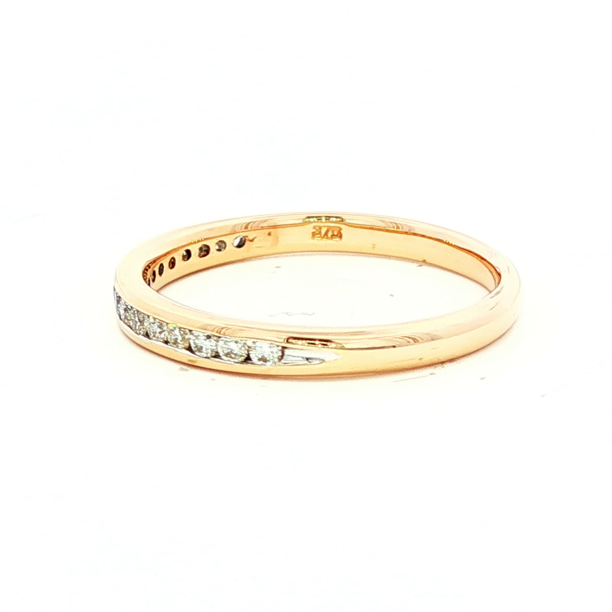 Gold Eternity Ring with Brilliant-Cut Diamonds