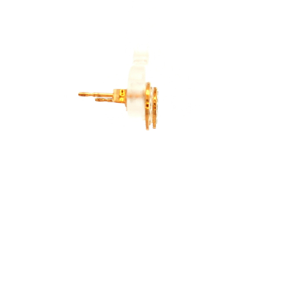 Circle Stud Earrings in Yellow Gold
