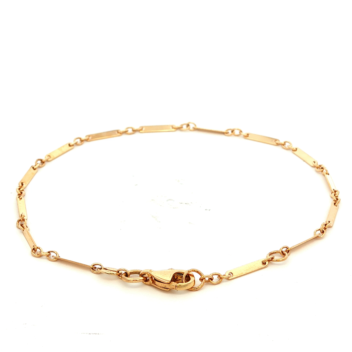 Fine Flat Bar Bracelet in Yellow Gold