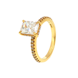 18 Carat Yellow Gold Diamond Dress Ring