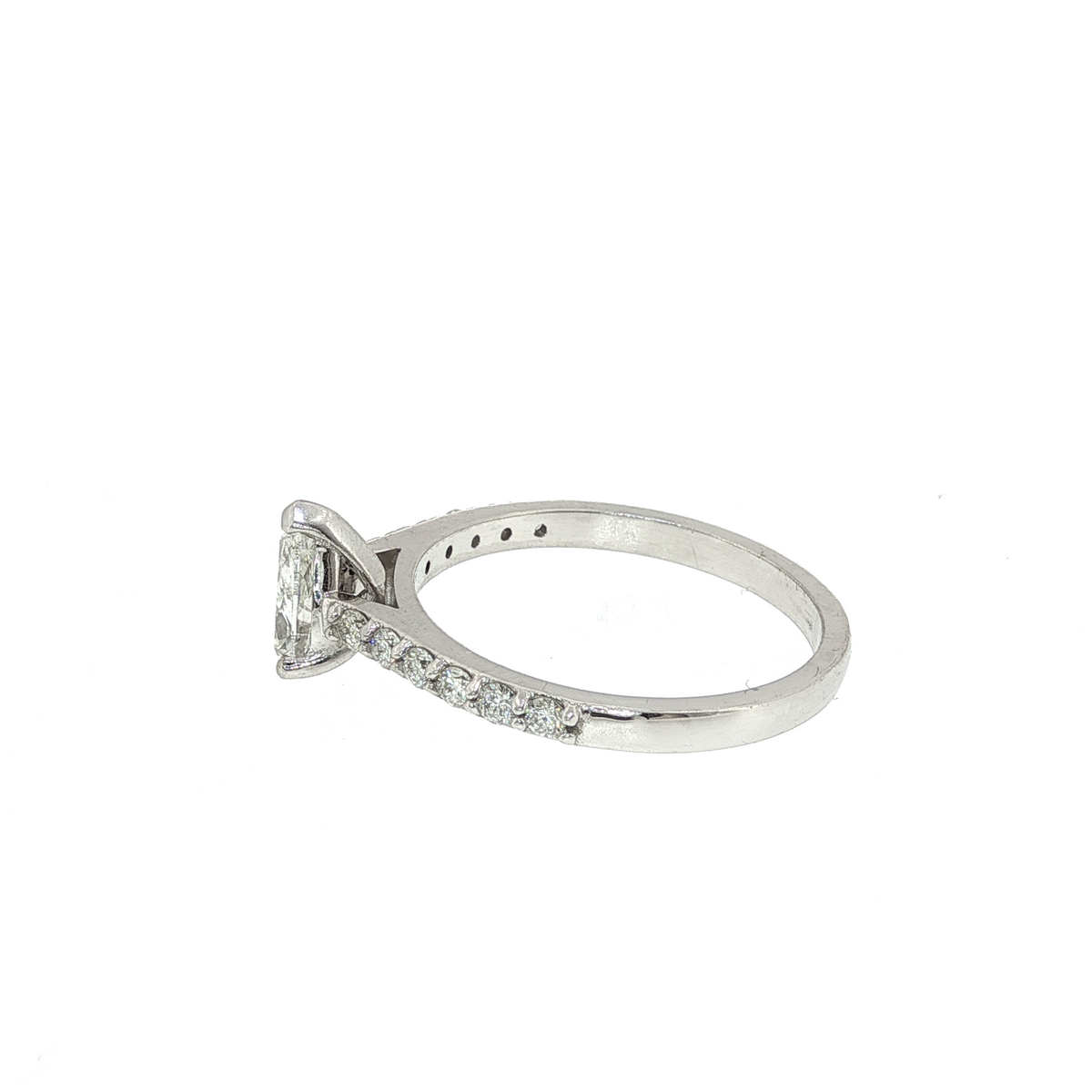 Pear Cut Diamond Set in White Gold