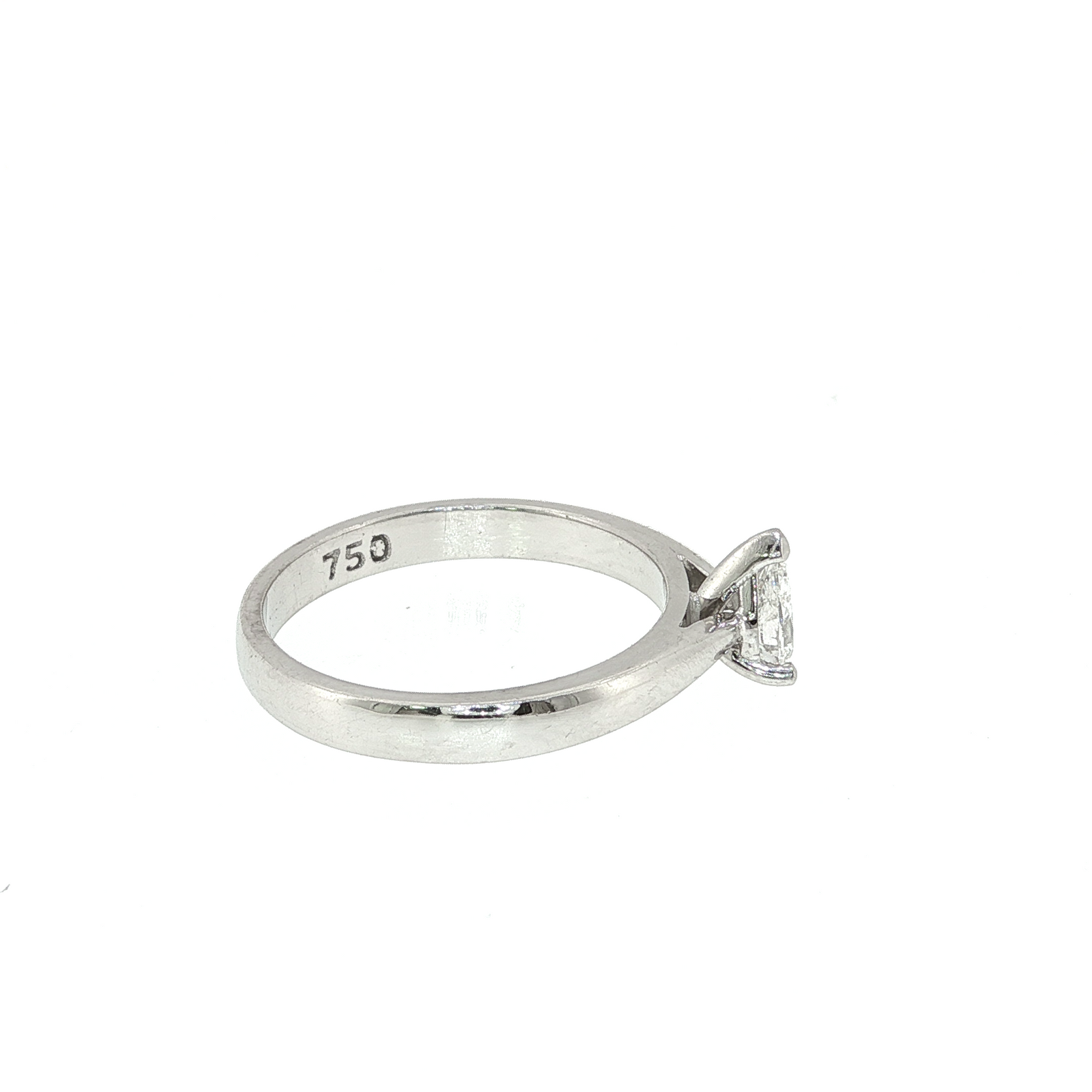 Pear Shaped Diamond Set in White Gold