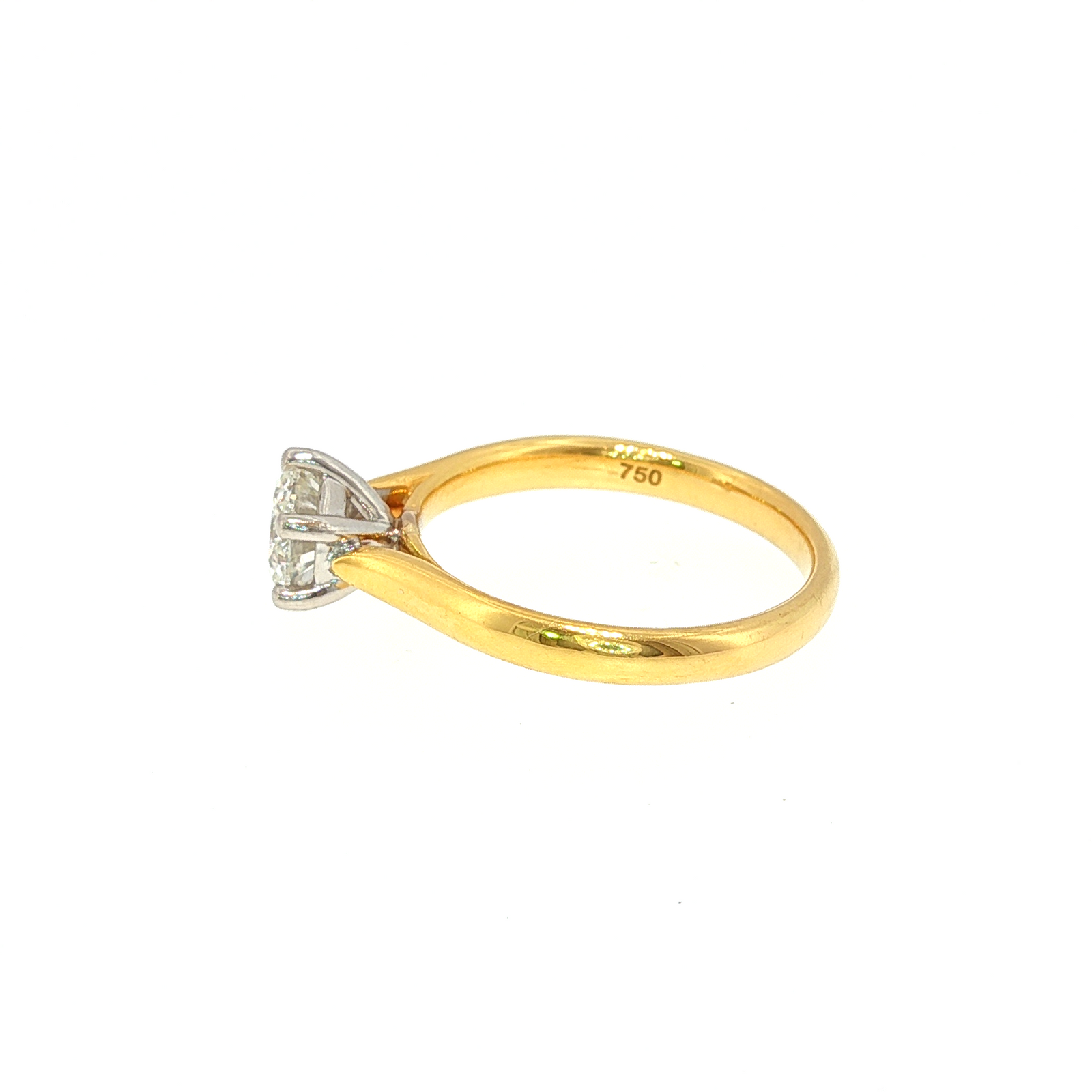 Round Brilliant Cut Diamond Engagement Ring