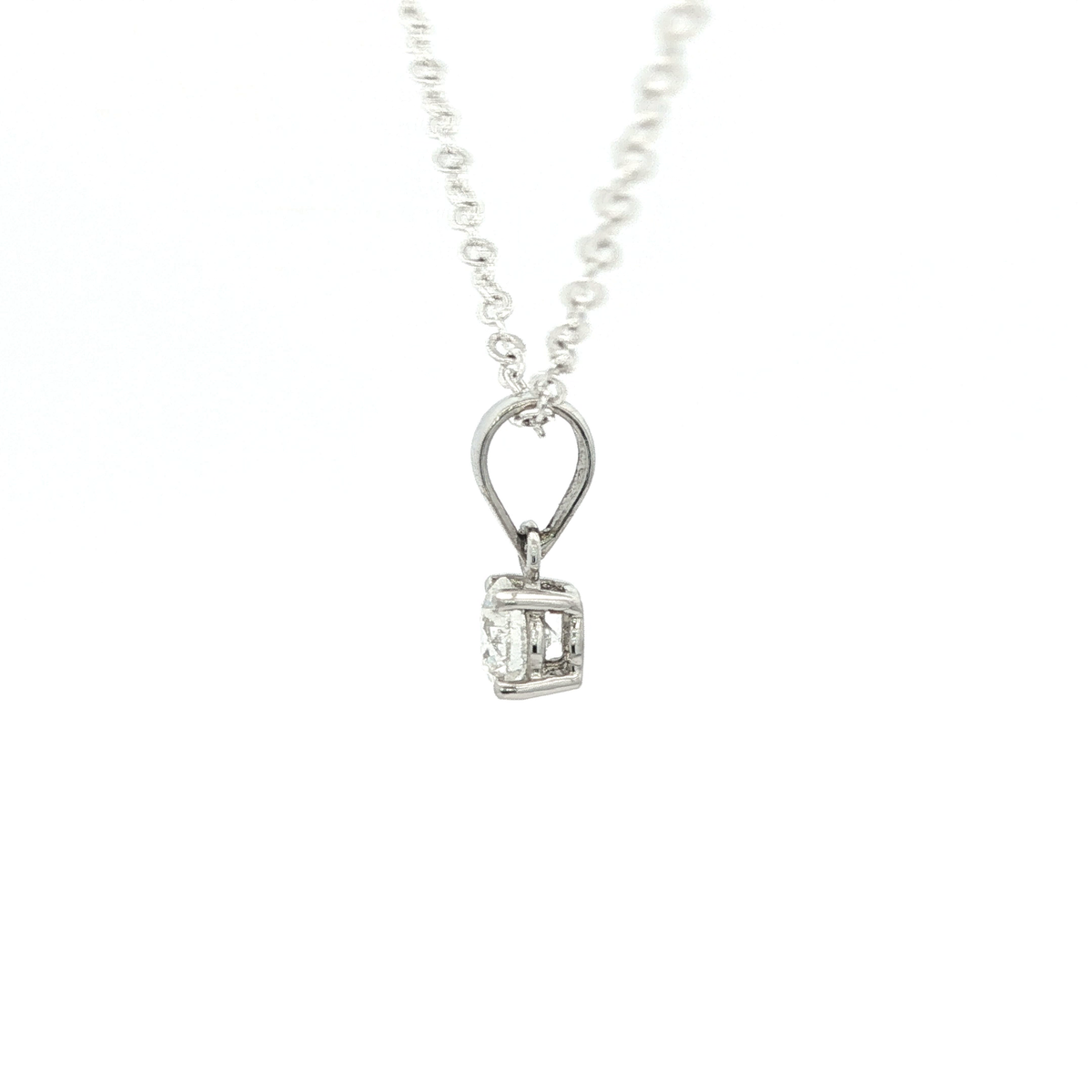 Classic White Gold Round Brilliant Diamond Pendant Necklace