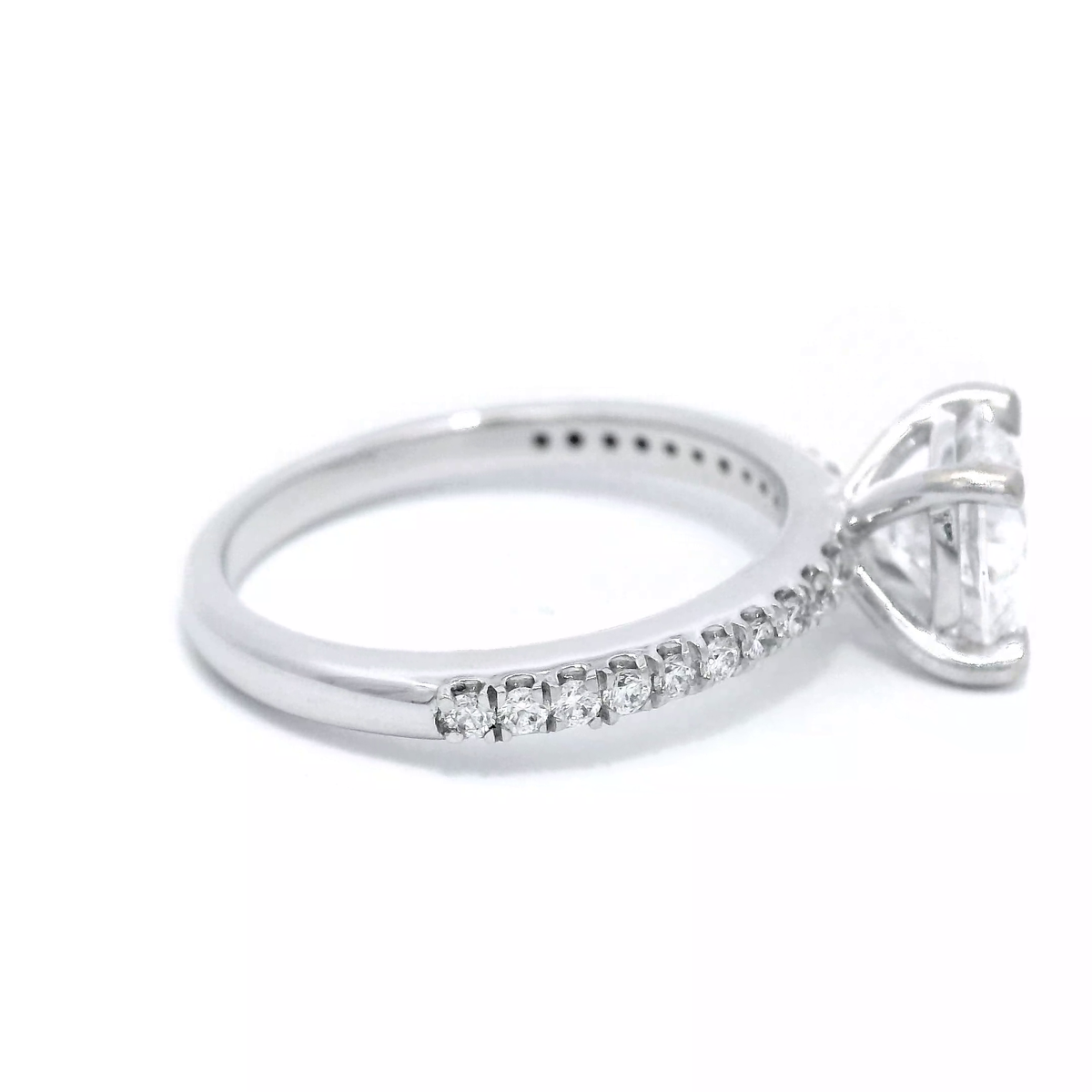 18 Carat White Gold Diamond Dress Ring