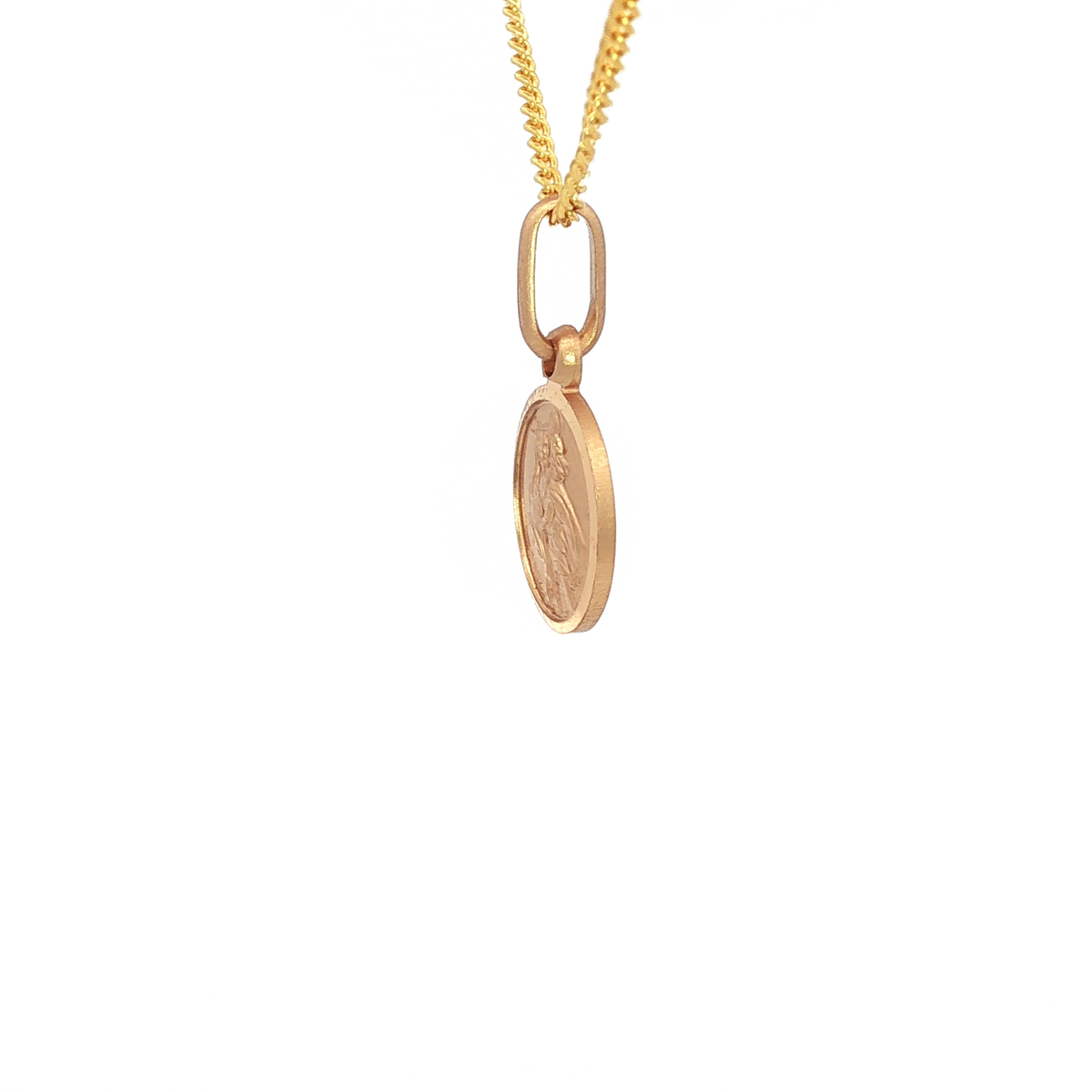 Simple Round Edge Pendant in Yellow Gold