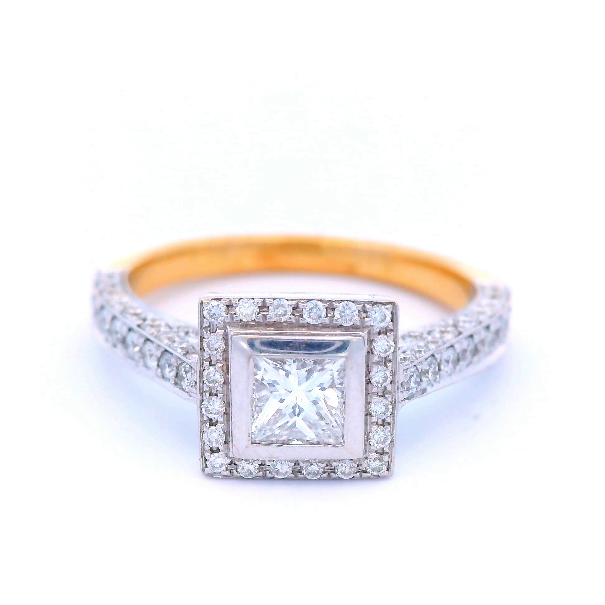 O2 18CT 2 TONE Dia RING 1 X.40CT PRINCESS SURROUNDS=.60CT