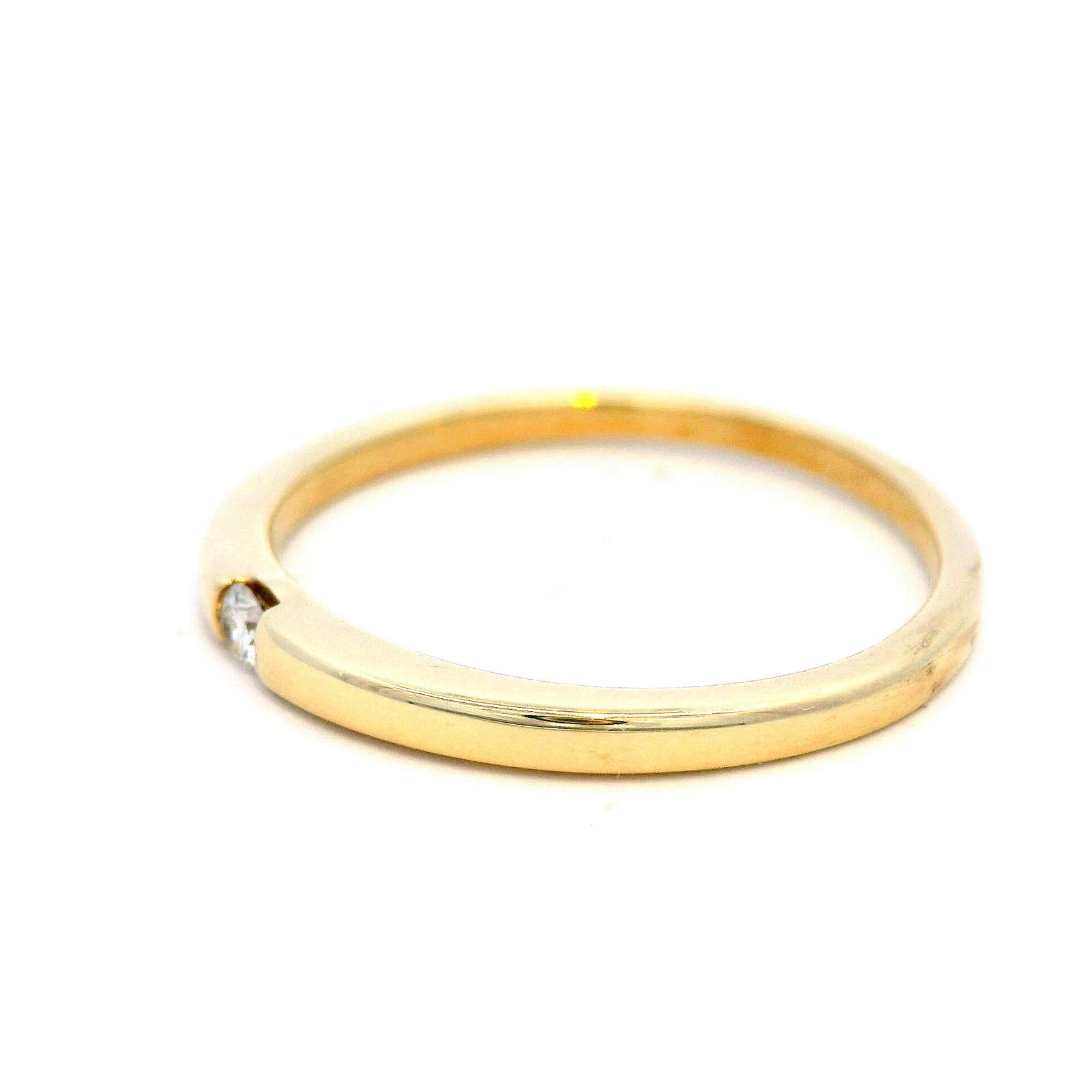 9 Carat Yellow Gold Ring with Diamond