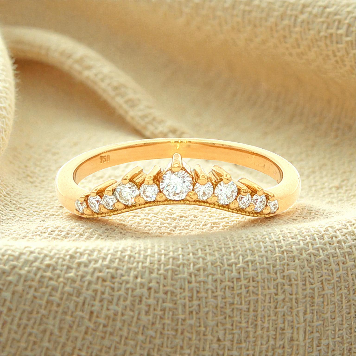 Diamond Curved Set Wedding Band in Yellow Gold