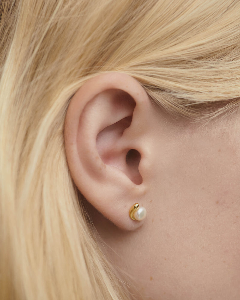 PDPaola  La Perla Mini Stud Earrings