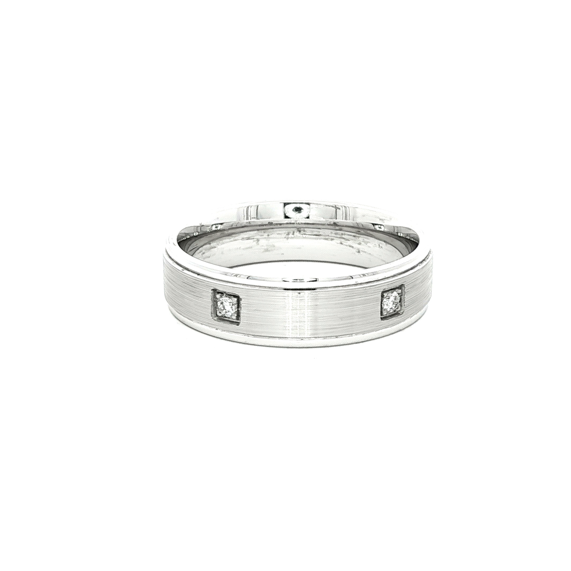 White Gold and Diamond Mens Wedder