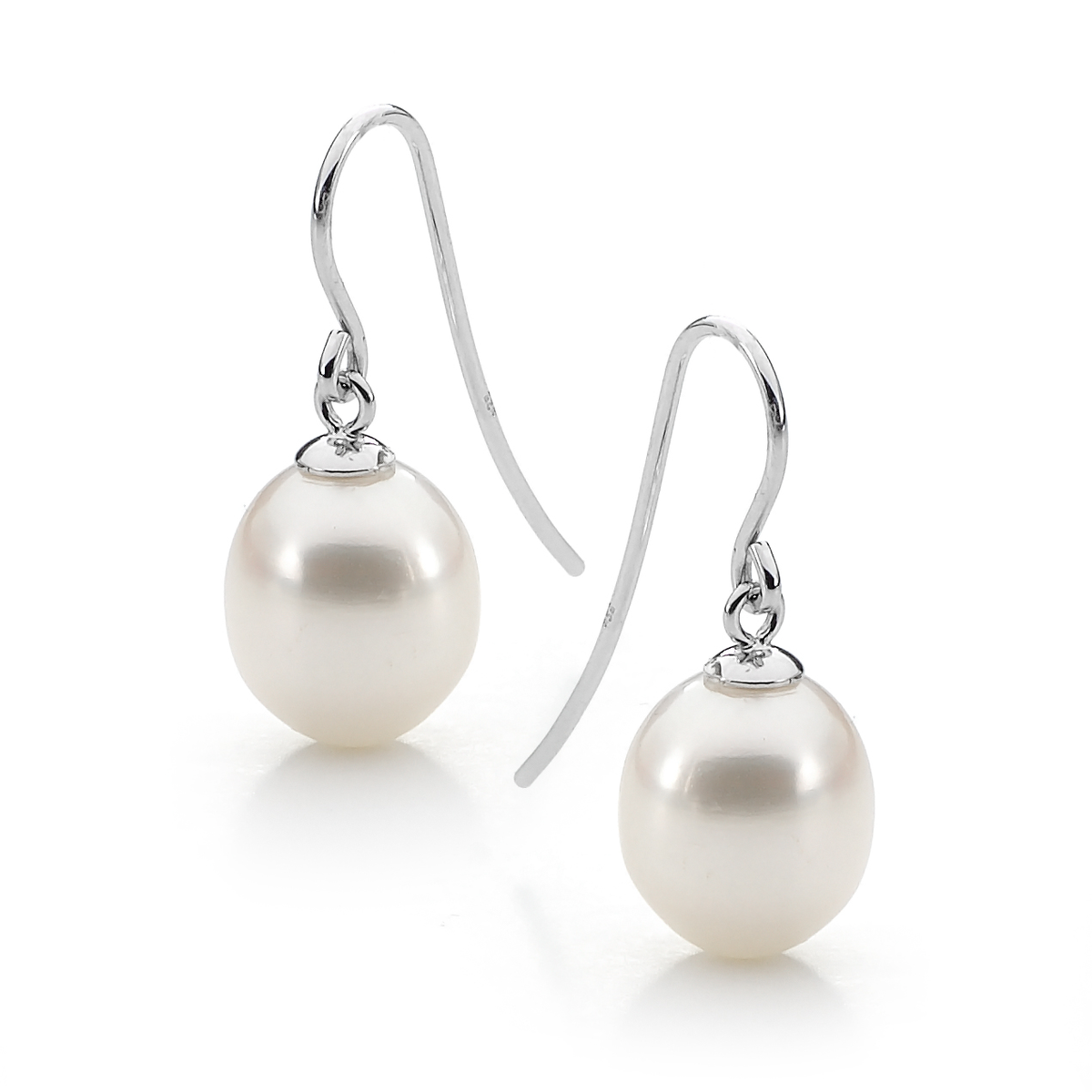 Ikecho White Freshwater Pearl Venus Earrings