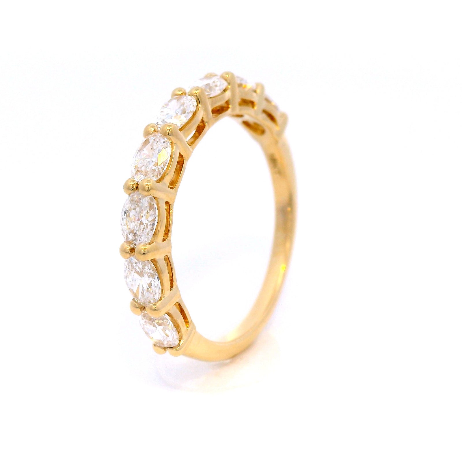 18 Carat Yellow Gold Diamond Dress Ring