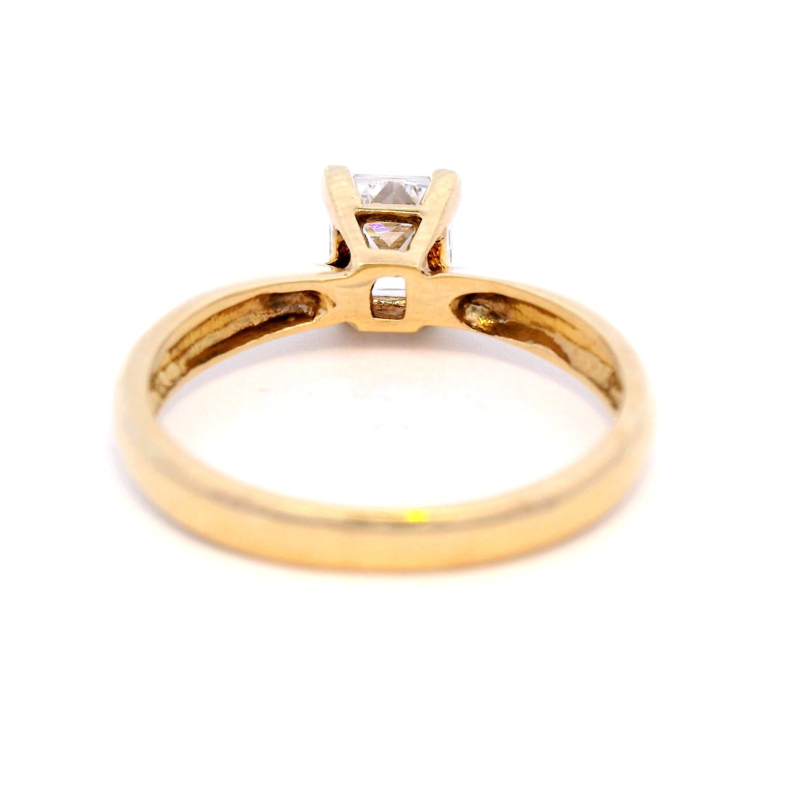 9 Carat Yellow Gold 1.25 Carat Cubic Zirconia Ring
