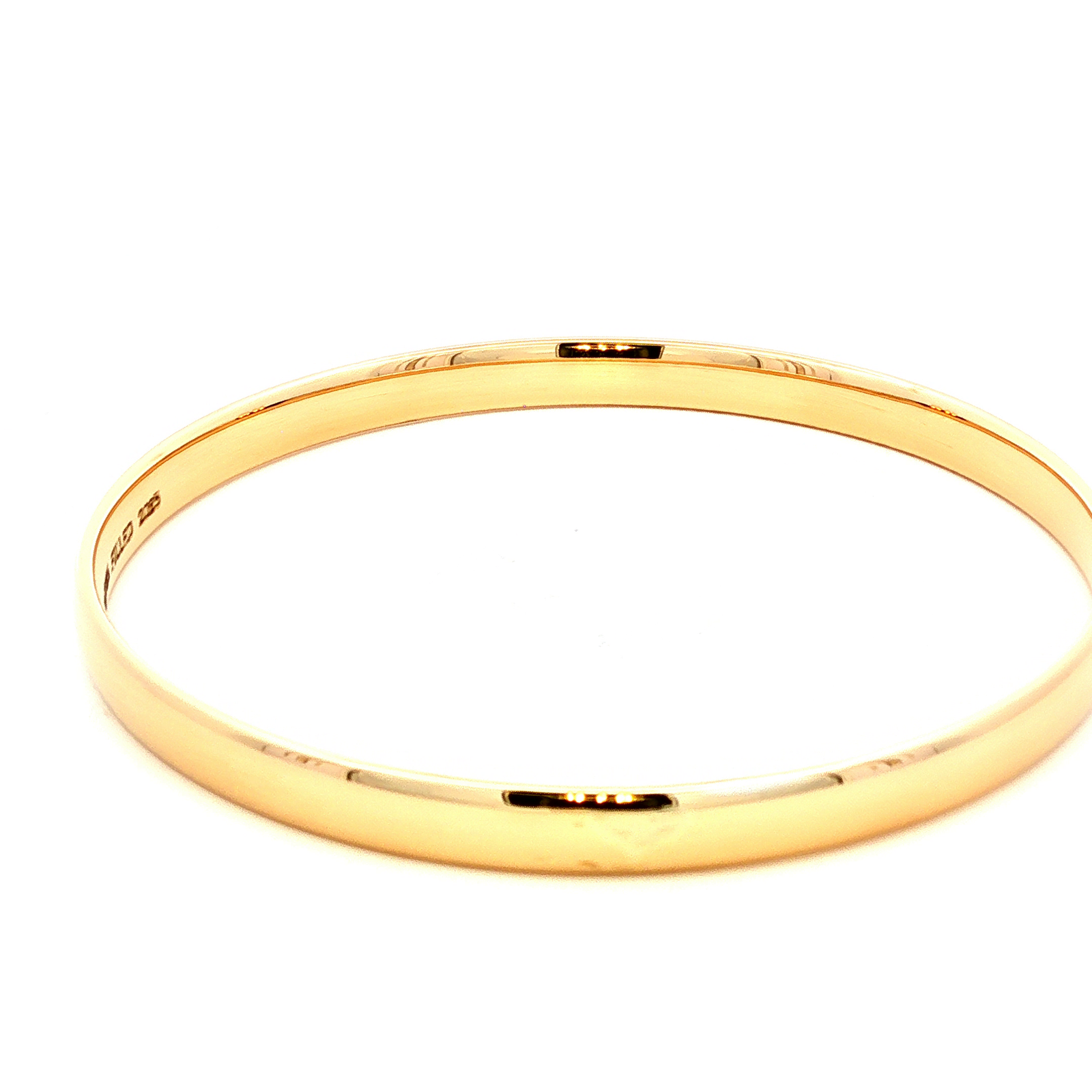 Classic Comfort Fit Bangle in Yellow Gold