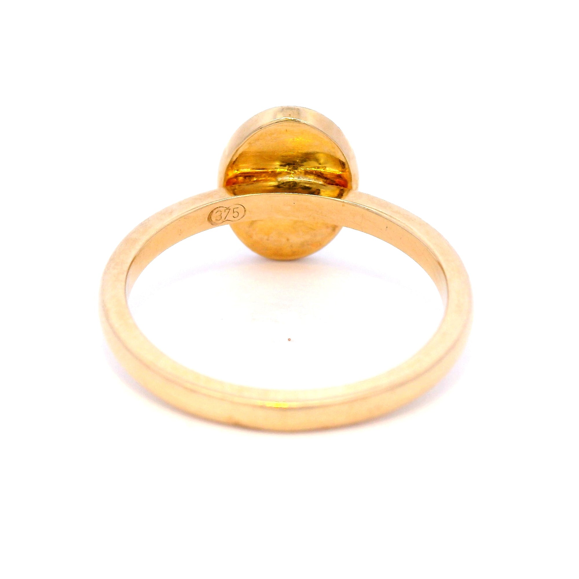 Oval Maze Ring in Yellow Gold