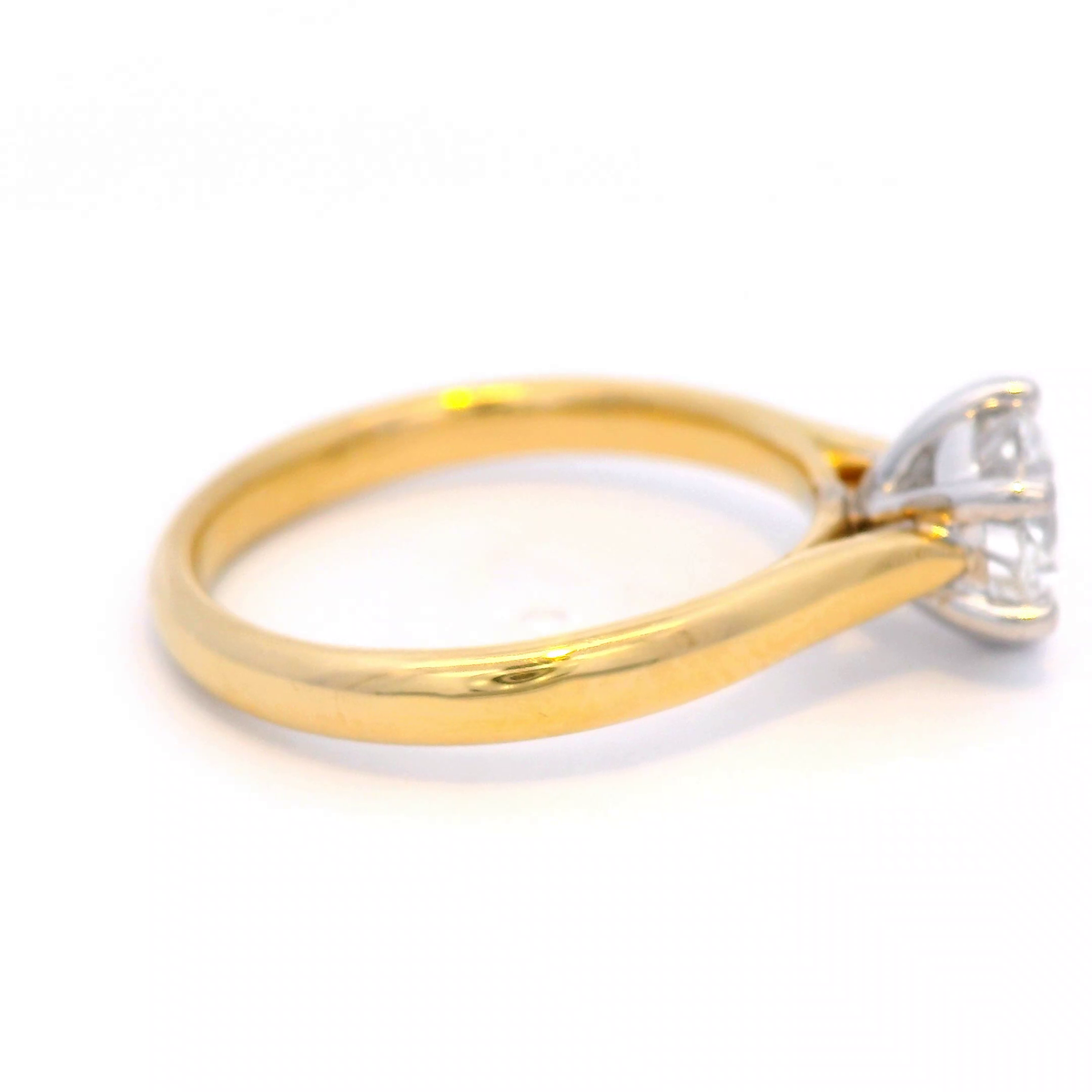 Round Brilliant Cut Diamond Engagement Ring