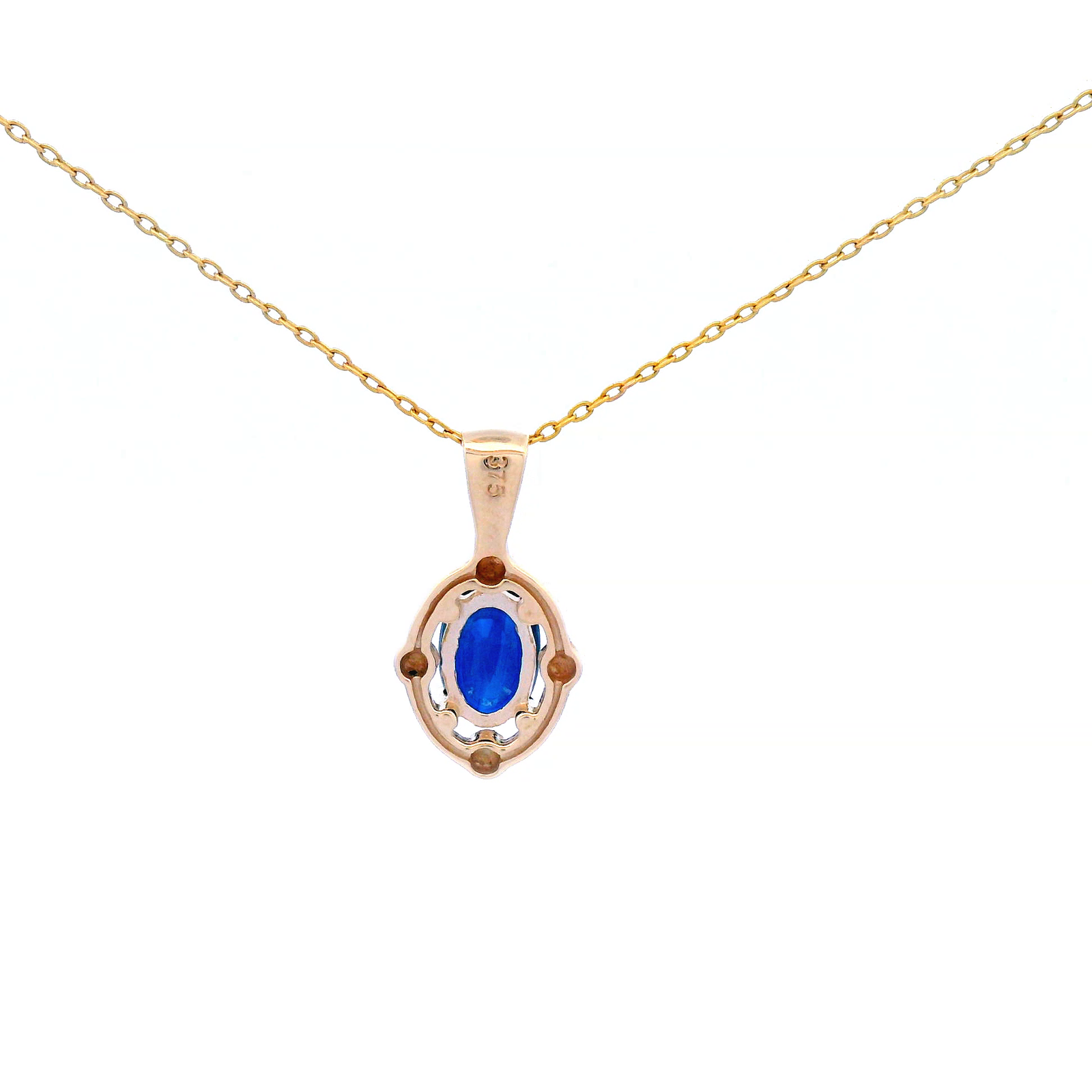 Sapphire Pendant set in Yellow Gold