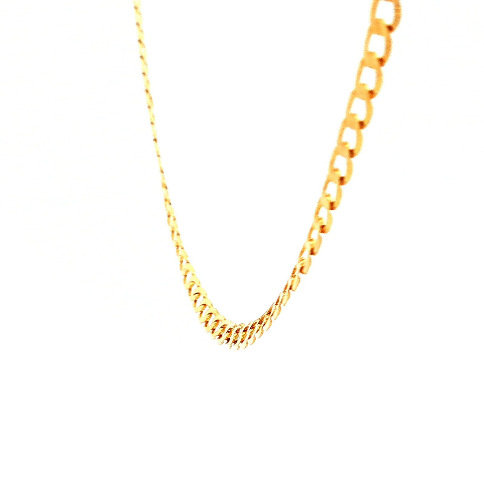 Diamond Cut Round Edge Open Curb Necklace in Yellow Gold