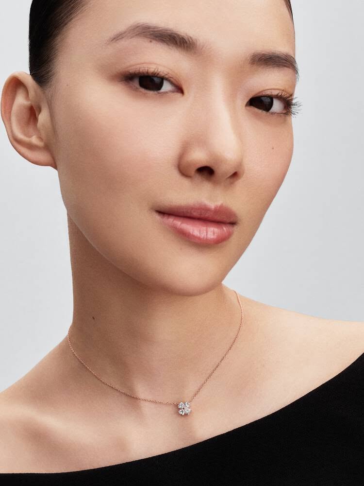 Pandora Sparkling Lucky Clover Pendant Necklace