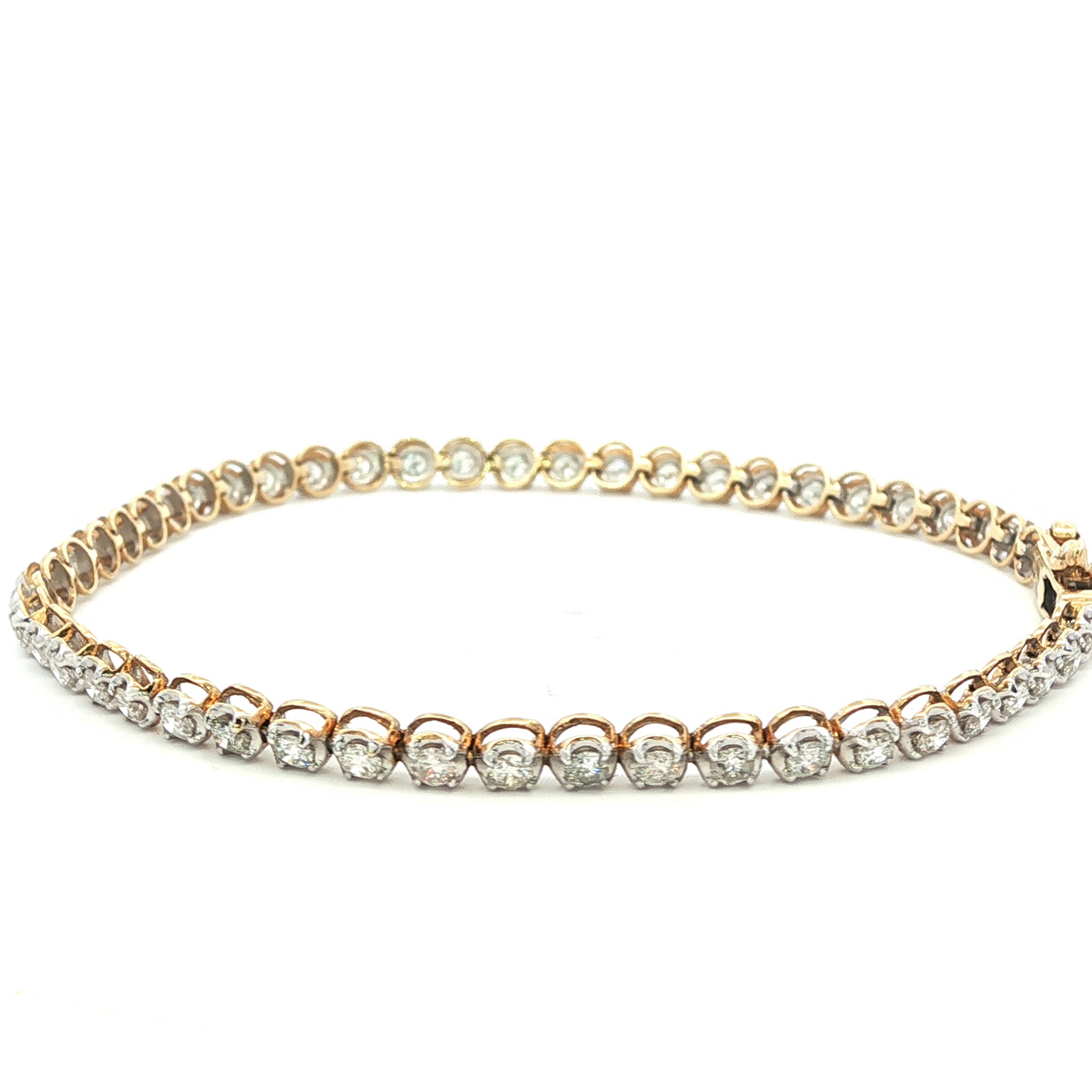 Tennis Bracelet with Round Brilliant Cut Diamonds