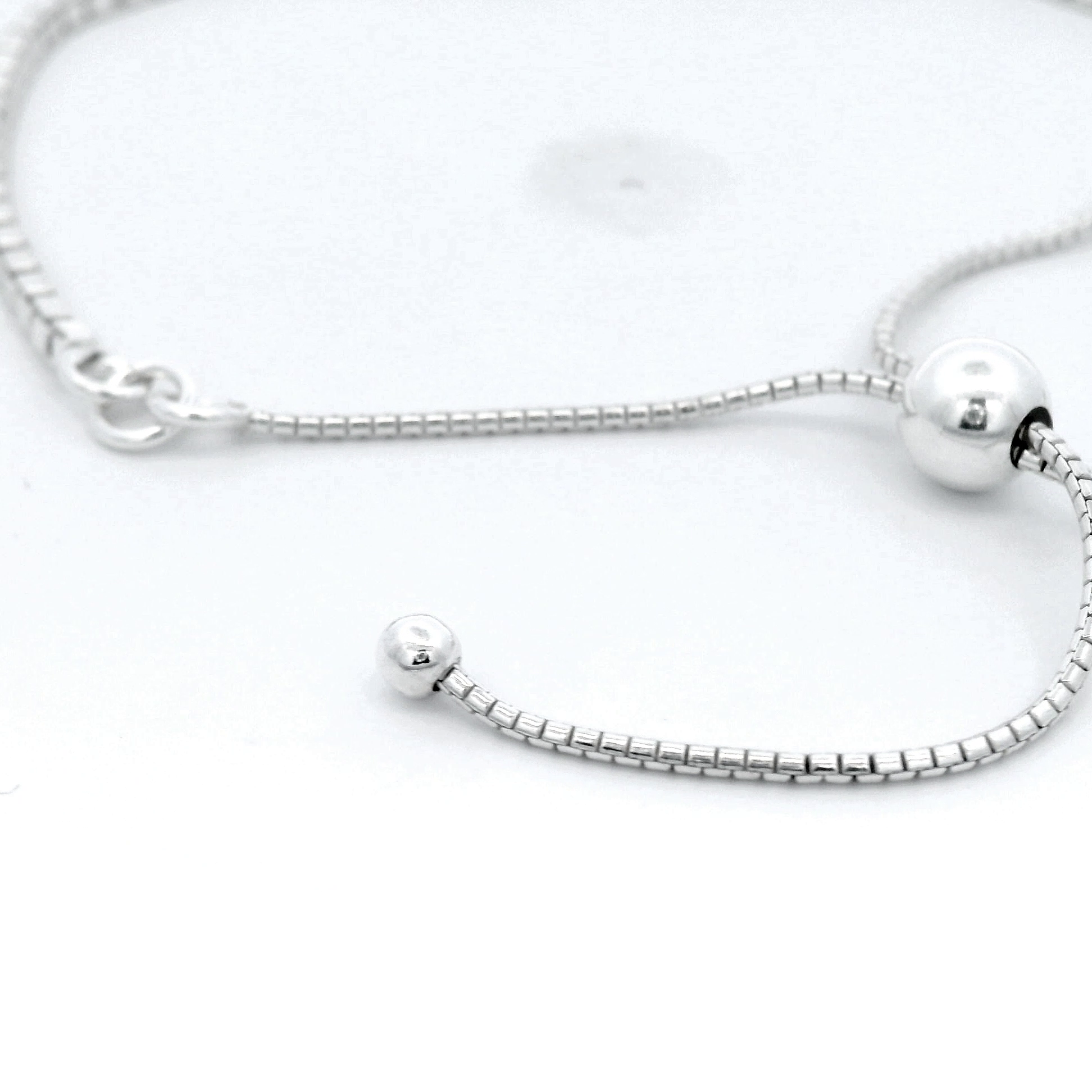 Von Treskow Adjustable Box Chain Bracelet With 'VT' Toggle