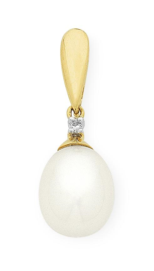 9ct Gold Diamond &amp; Fresh Water Pearl Pendant