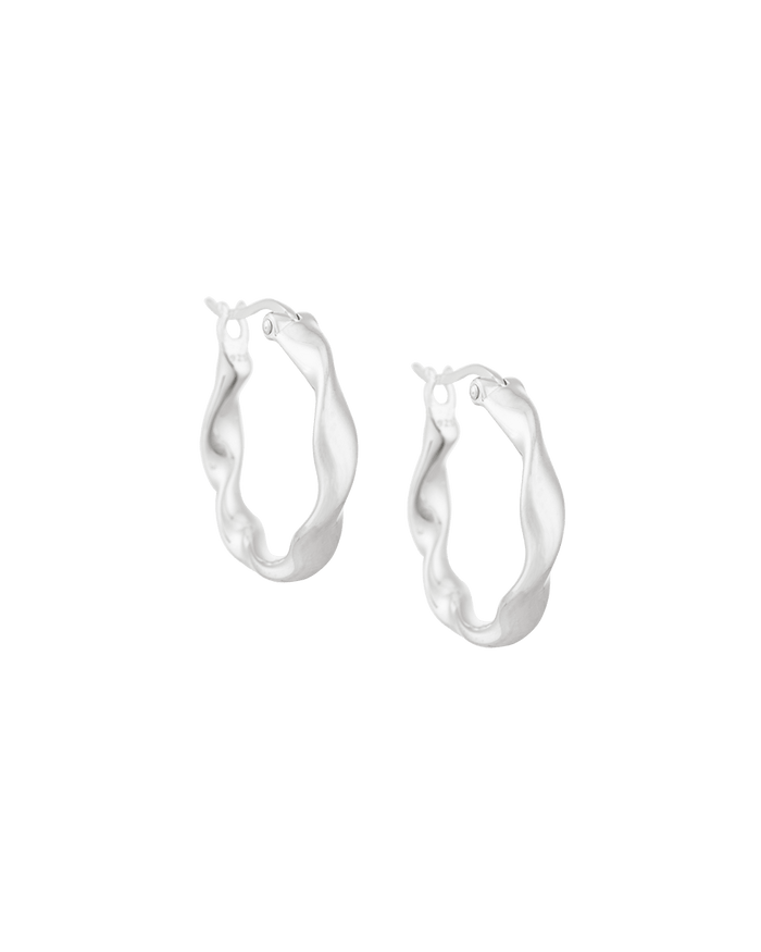 Kirstin Ash Wave Hoops