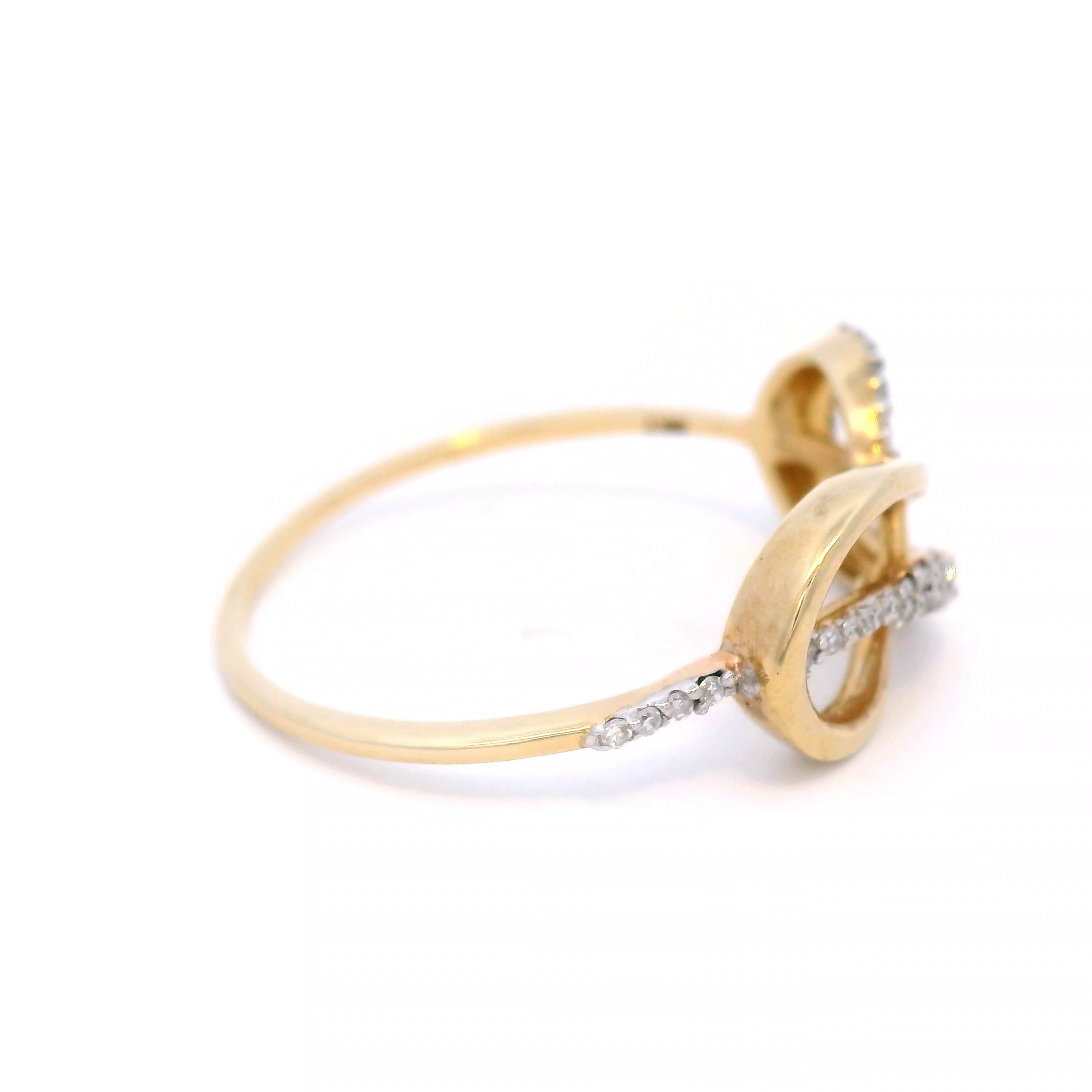 Diamond Infinity Set in Yellow Gold