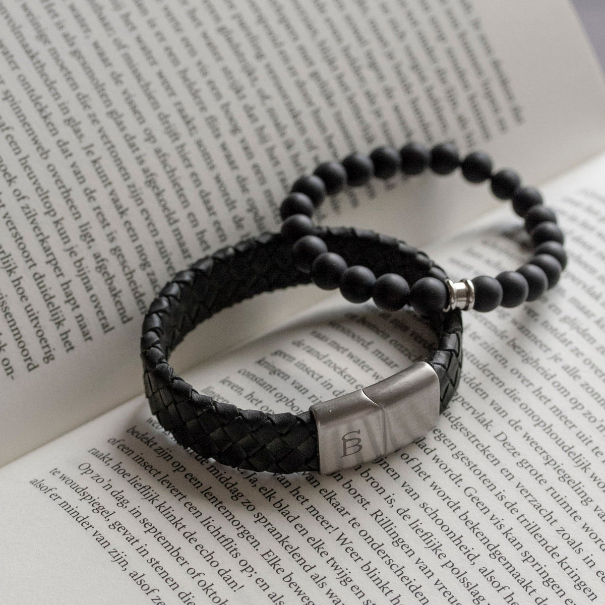 Steel & Barnett Stones Basic - Black -8mm Grounding Matte Stone Bracelet