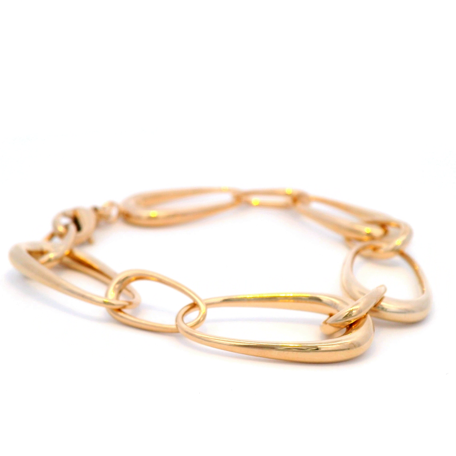 Oval Link Bracelet in Yellow Gold
