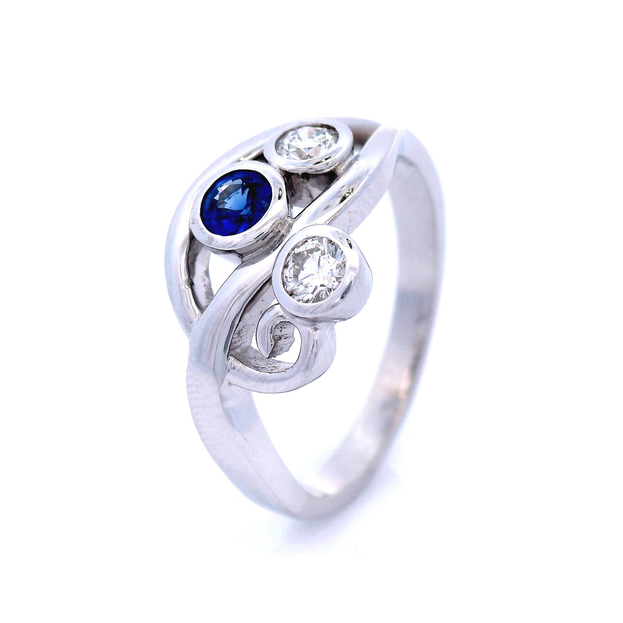 Ceylon Sapphire and Diamond Dress Ring Set in White Gold