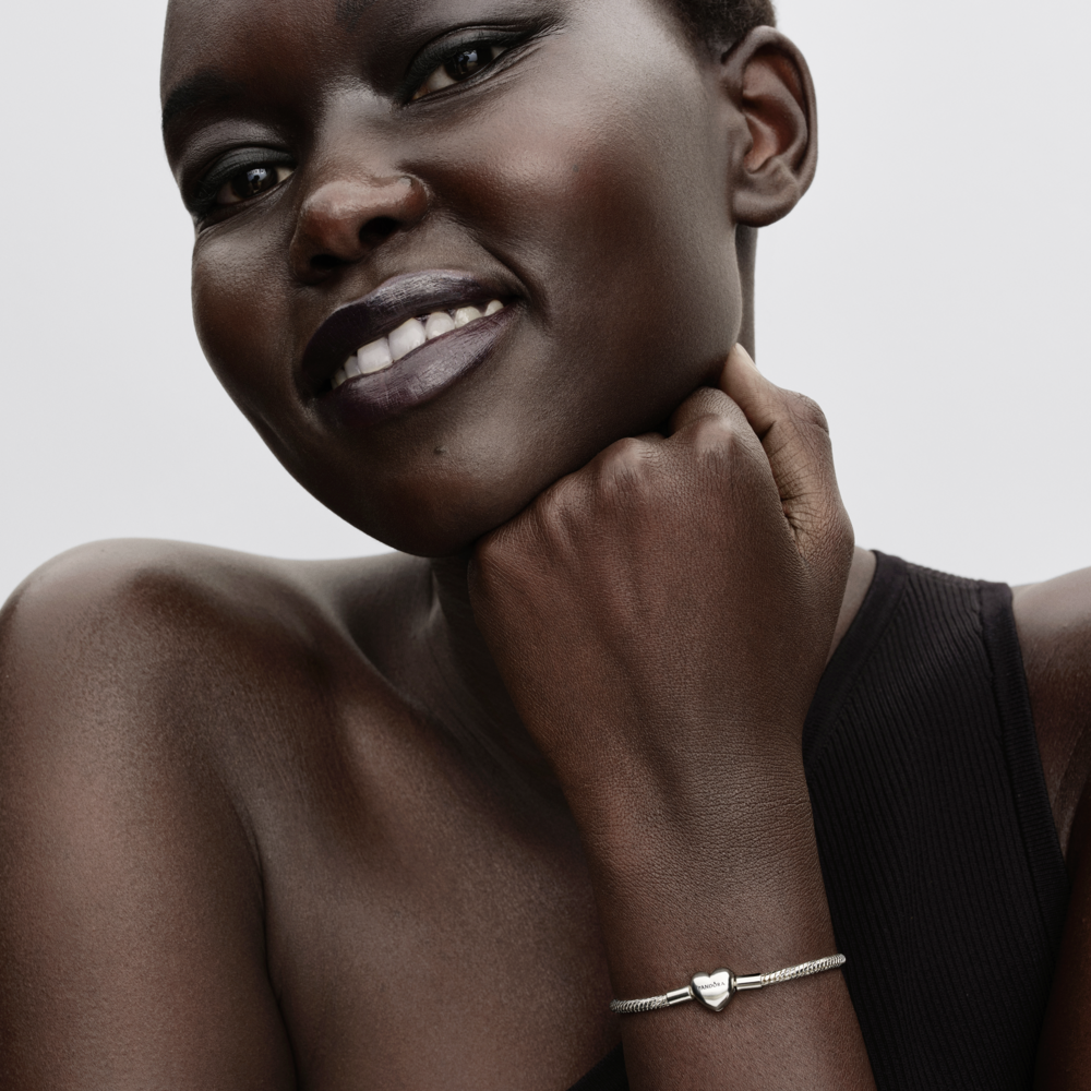 Faceted snake chain sterling silver bracelet with engravable heart clasp