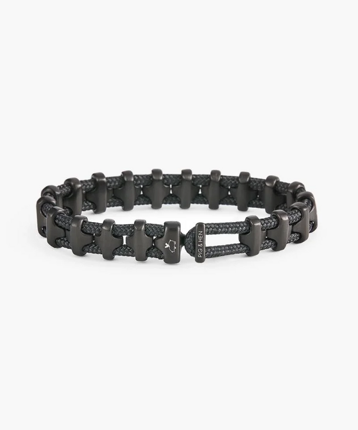 Pig and Hen Bold Bob Black | Black Medium