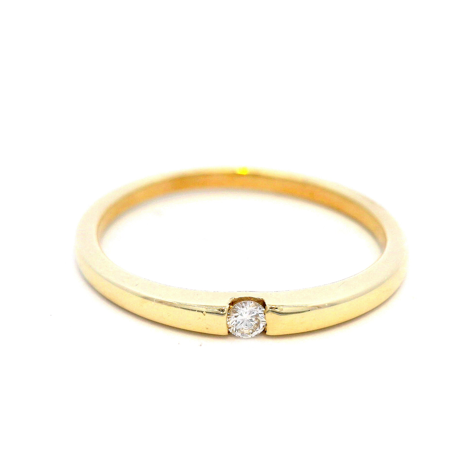 9 Carat Yellow Gold Ring with Diamond