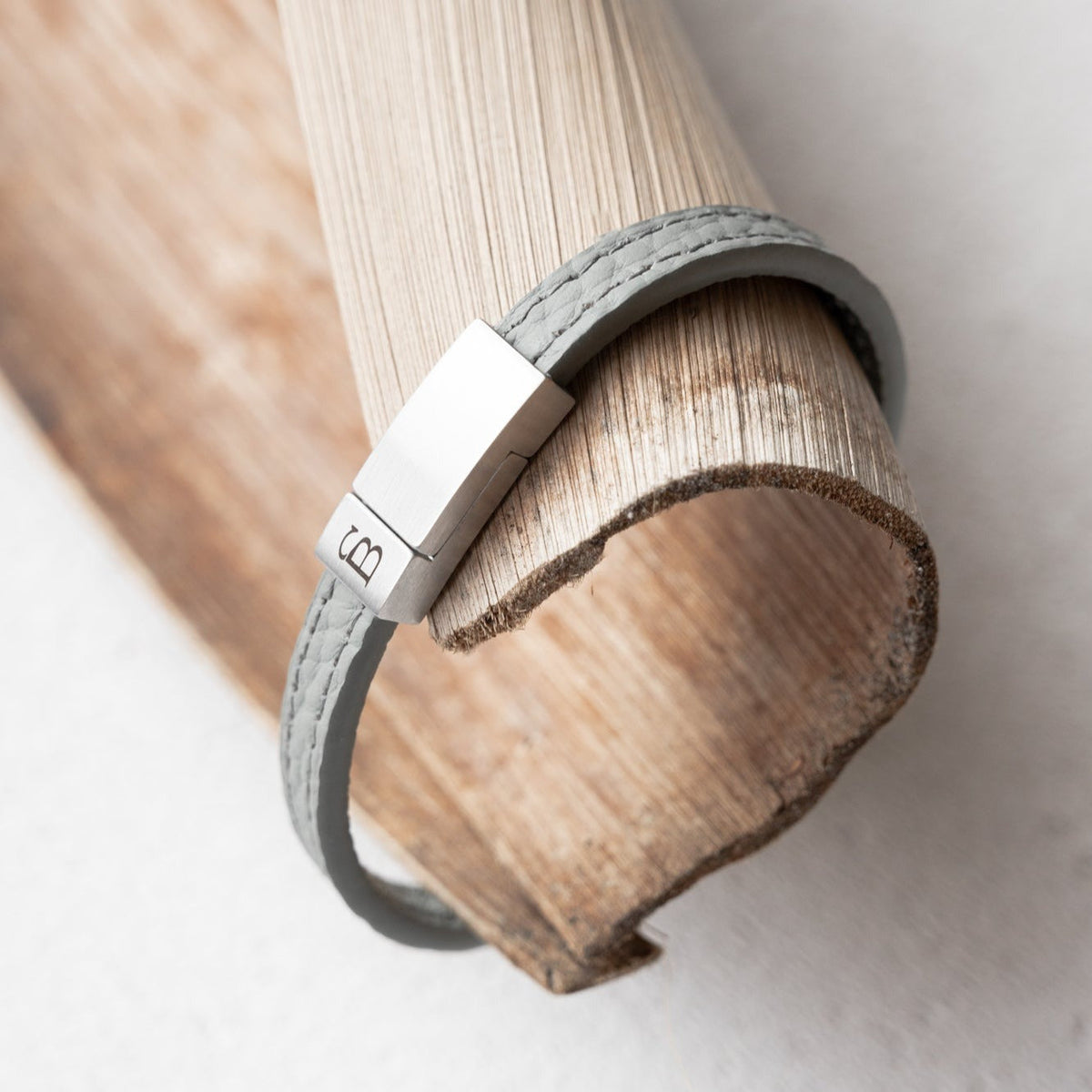 Grady - Iron -Elegant Pebble Finish Leather Strap Bracelet