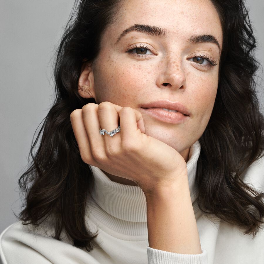 Pandora FINAL SALE - Sparkling Asymmetric Wave Ring