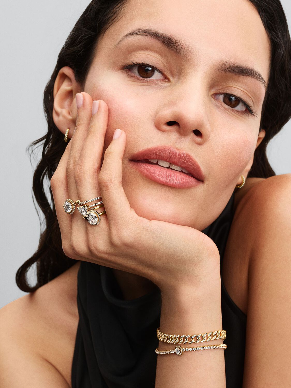 Pandora Oval Sparkling Halo Ring