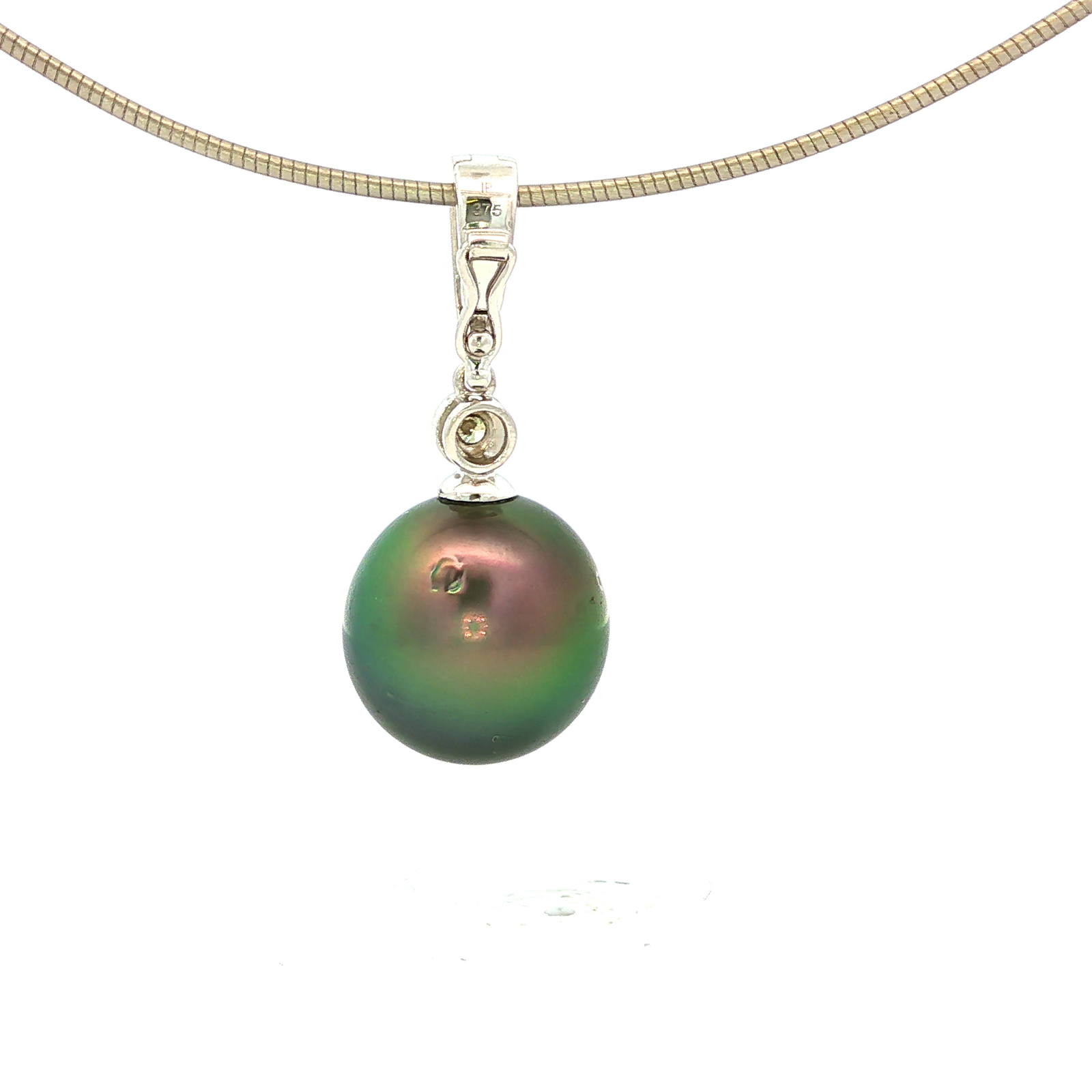 Tahitian Drop Pendant in White Gold