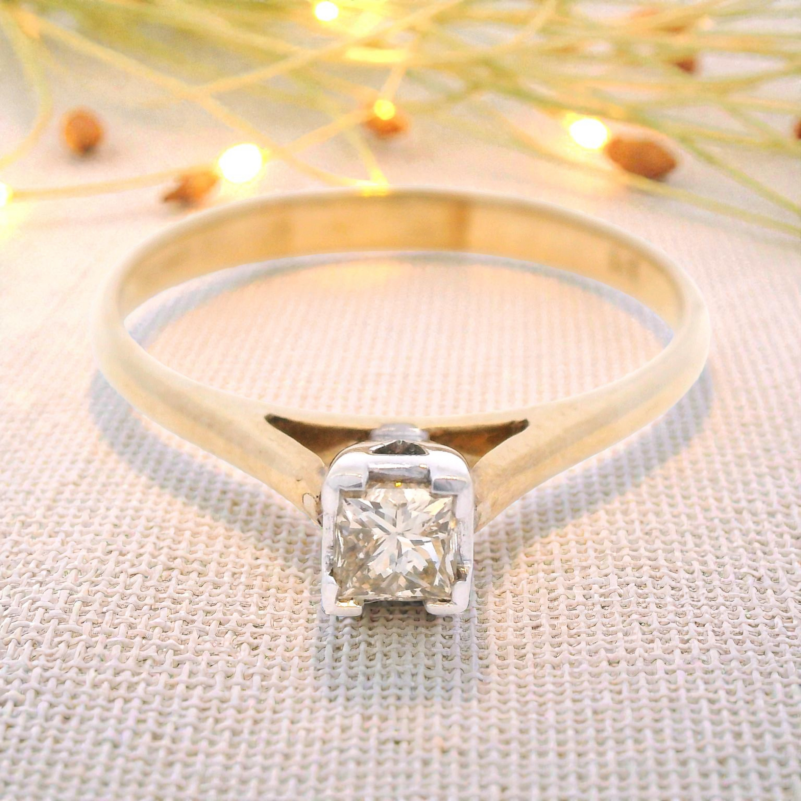 Diamond Solitaire Ring in Yellow Gold