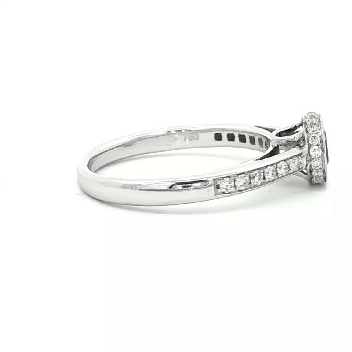 Black Diamond Ring in 18 Carat White Gold