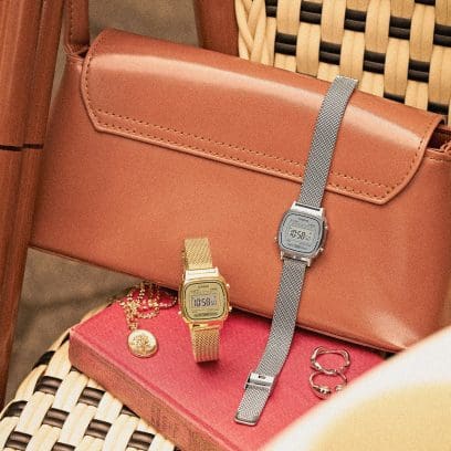 Casio Ladies Watch Digital Vintage Classic Milanese Silver LA670WEM-7DF