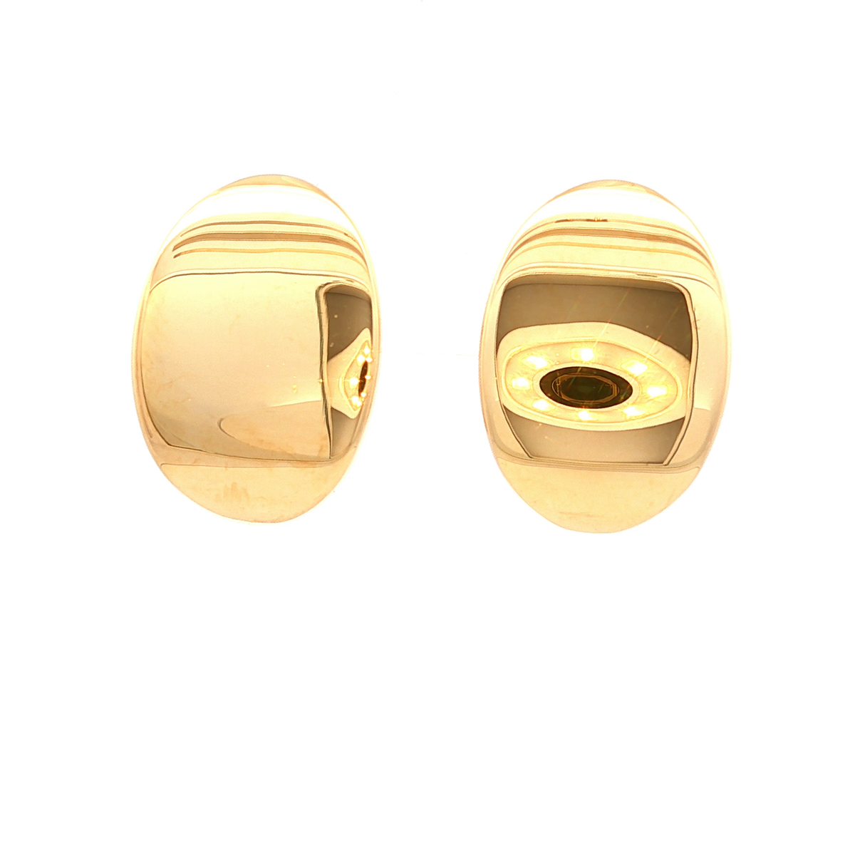 Oval Disc Earrings in Yellow Gold