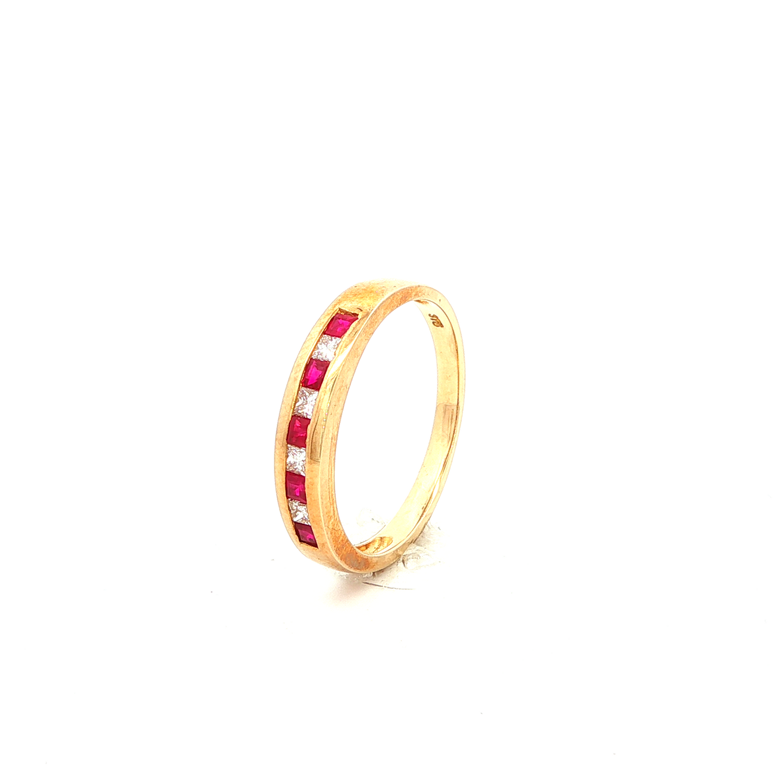 Ruby and Diamond Ring in Yellow Gold